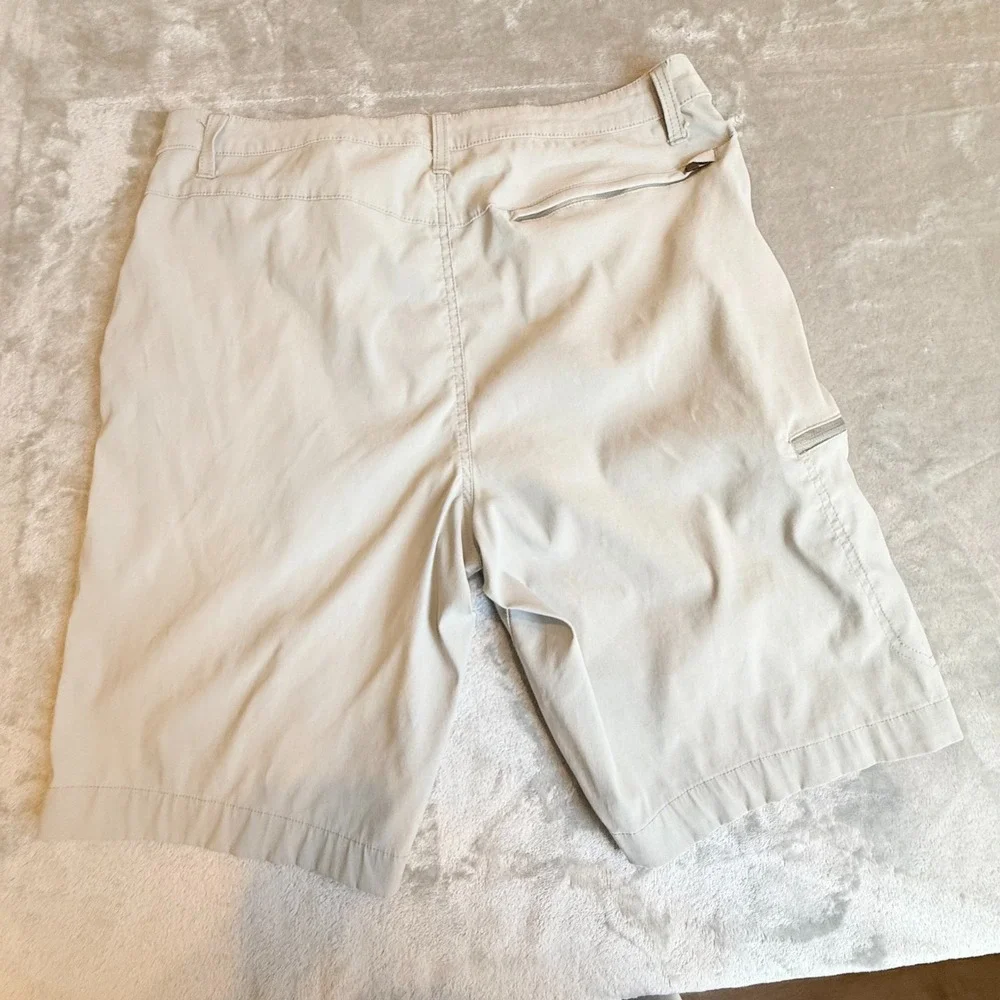 Weatherproof Vintage‎ Men's Cargo Shorts Size 36 Gray Stretch Performance Nylon